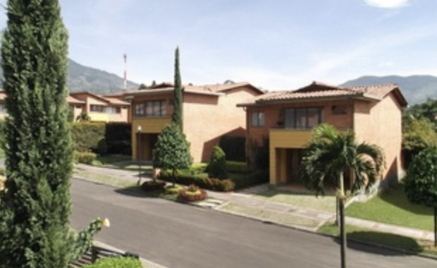 Urbanizacion Aquamonte in Envigado, Antioquia